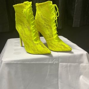 Ankle boots